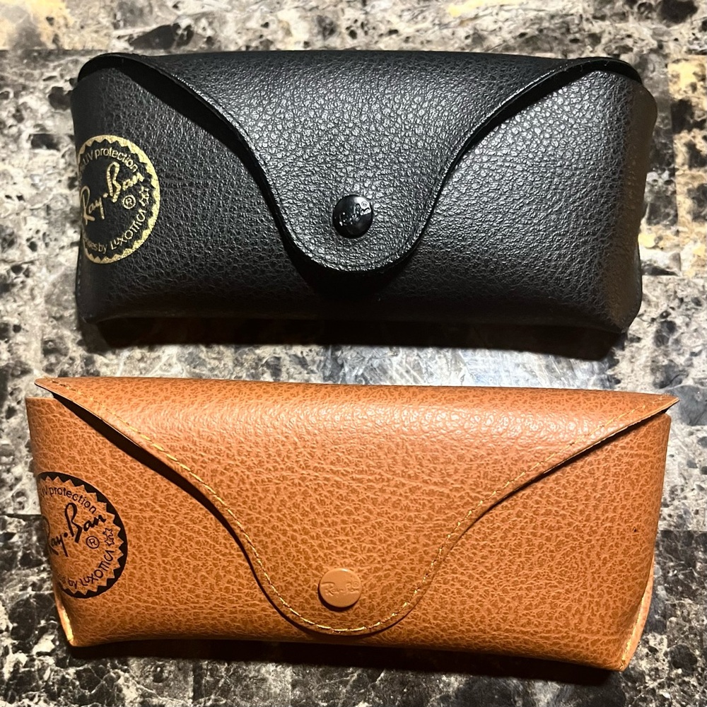 Ray ban sunglasses case no tags